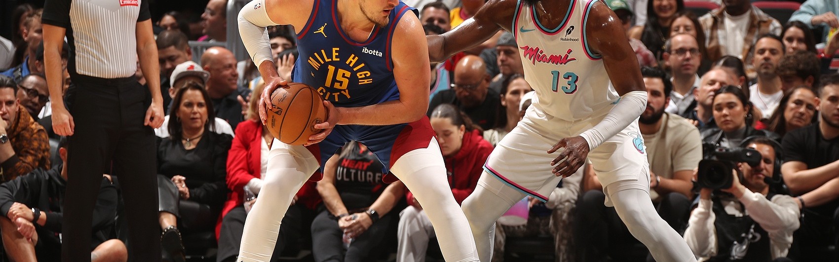 英雄联盟-Skip：东契奇&amp;库里等人拿83分我都接受 但场均18分的阿德巴约不行