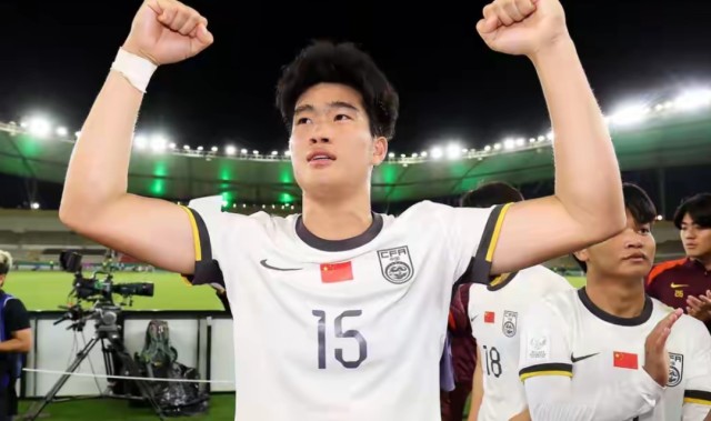 赛事投注-日本4-0夺冠又1细节曝光：后卫用头封堵胡荷韬射门，中国队应学习