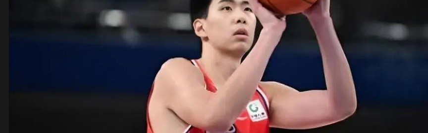 离开广东队就爆发，徐昕是常规赛第一阶段盖帽王+篮板王