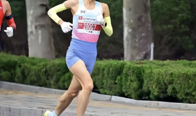 张水华已6天未开直播！辞职后首秀敲定 4天后亮相重庆争7.5万奖金